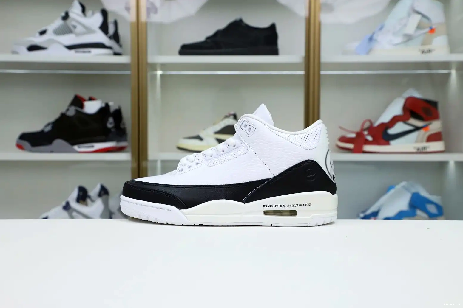 DESIGN AIR 'WHITE' RETRO 3 SP Kimikick X FRAGMENT JORDAN 0715